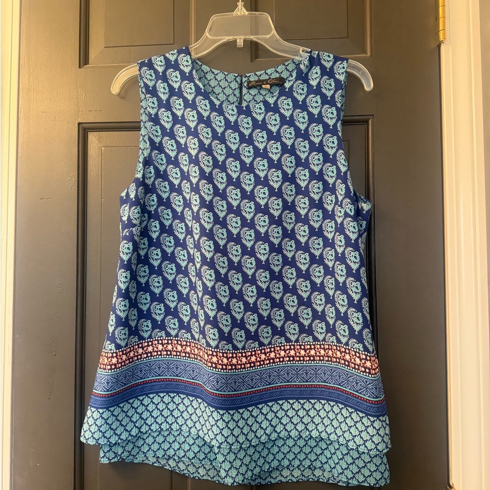 Rose & Olive Blue and White Patterned Blouse